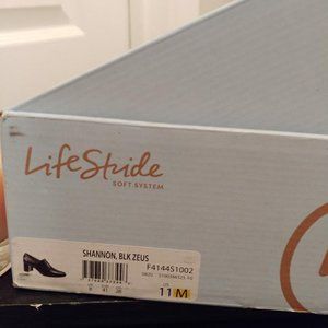 Life Stride Black Leather Dressy Heeled Loafer